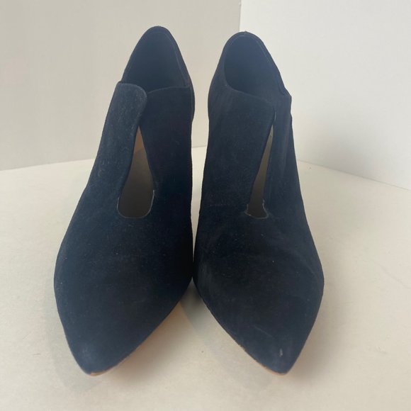 Beautiful Vince Camuto Black Genuine Leather Suede Bootie Heels Size 6.5 - Picture 2 of 6